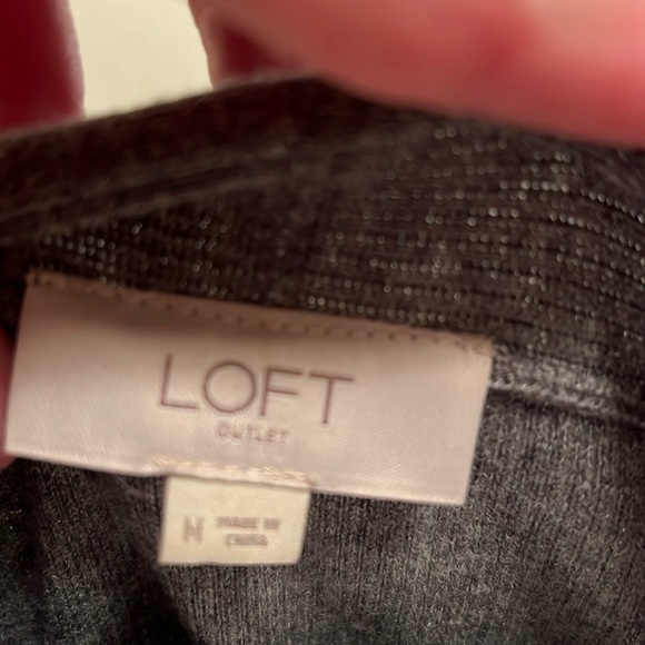 Ann Taylor LOFT Gray Cardigan Sweater - Medium - Picture 5 of 5